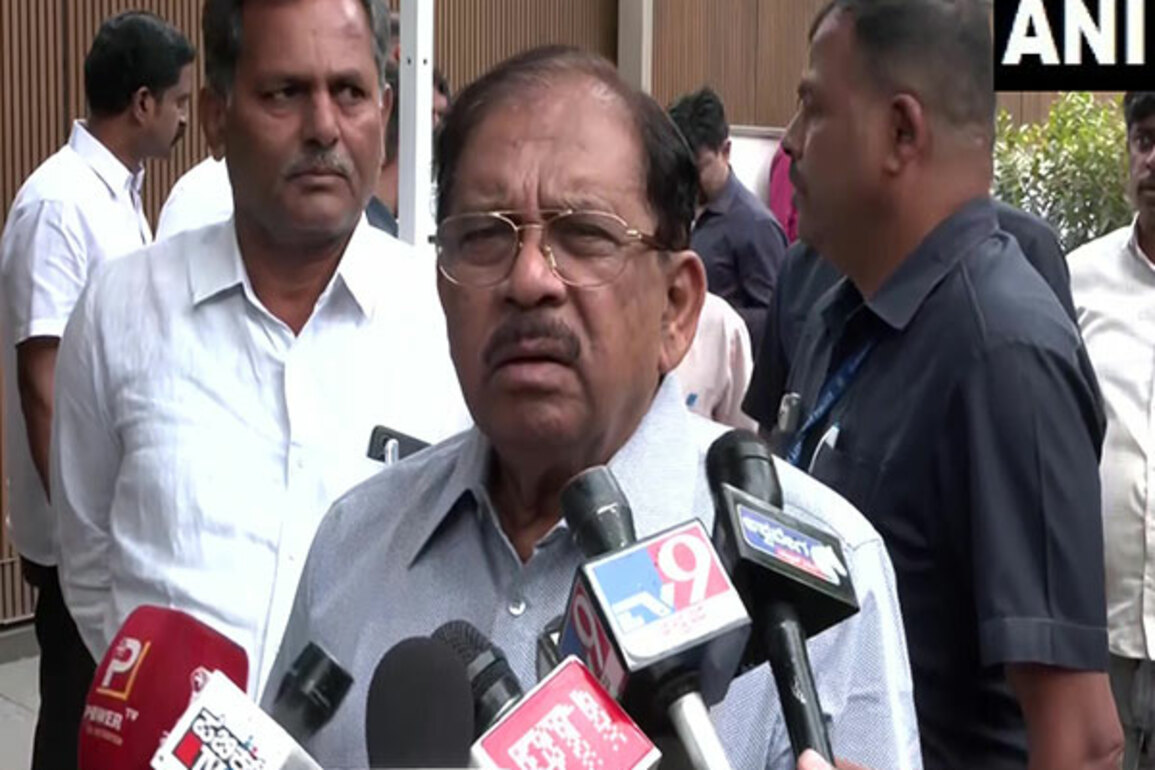 Karnataka Home Minister defends FIR against BJP over post on Indira Gandhi, says 'some people will object'