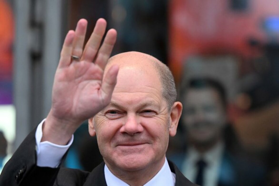 Scholz issues statement on Deutsche Bank