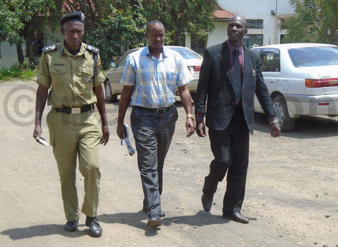 mmanuel kundizana  the cademic taff ssociation chairperson after his arrest hoto by ob amanya