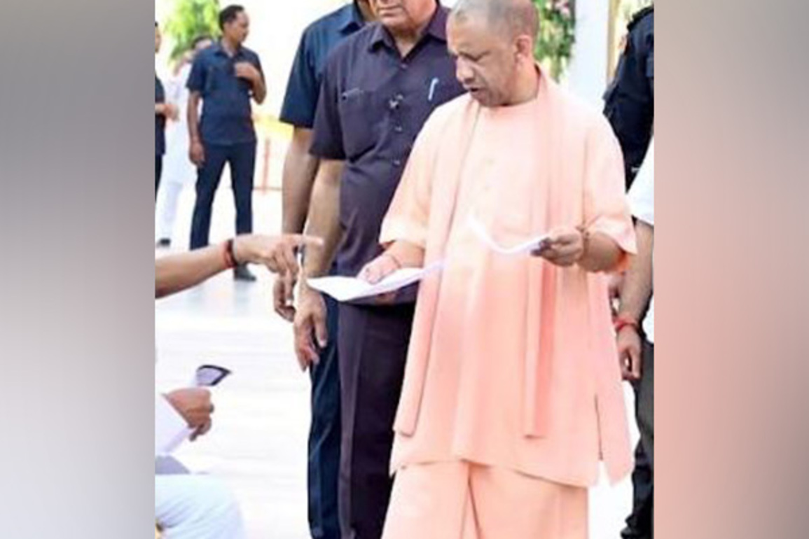 CM Yogi addresses grievances of 200 citizens at Janata Darshan; orders swift and fair action