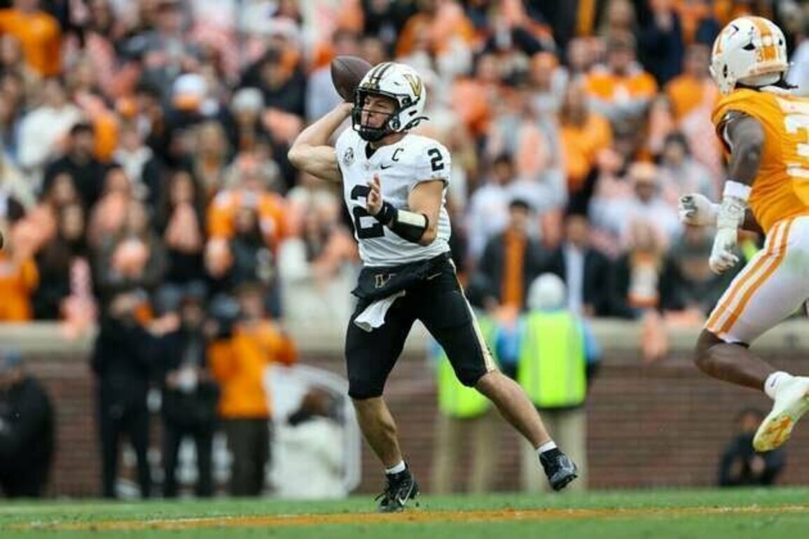 Sedrick Alexander, Diego Pavia fuel No. 14 Vanderbilt's victory over No. 19 Tennessee