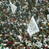 Politisasi agama: Bagaimana elite menyalahgunakan simbol spiritual untuk mengendalikan opini publik