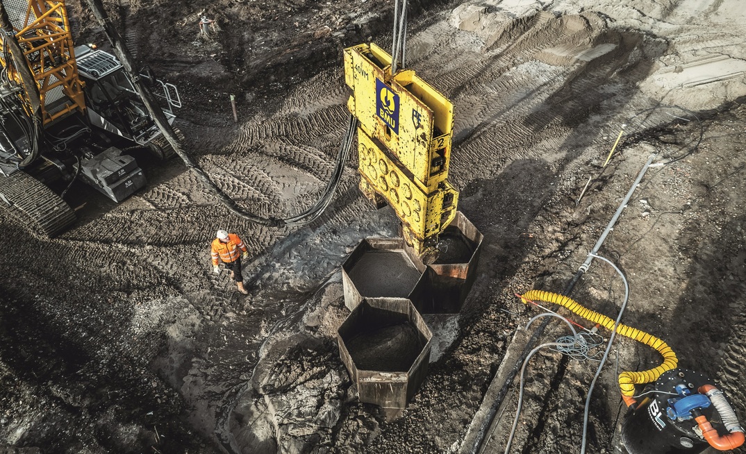  The honeycomb method is being used for a soil remediation project in Velten, Germany Credit Bauer Group