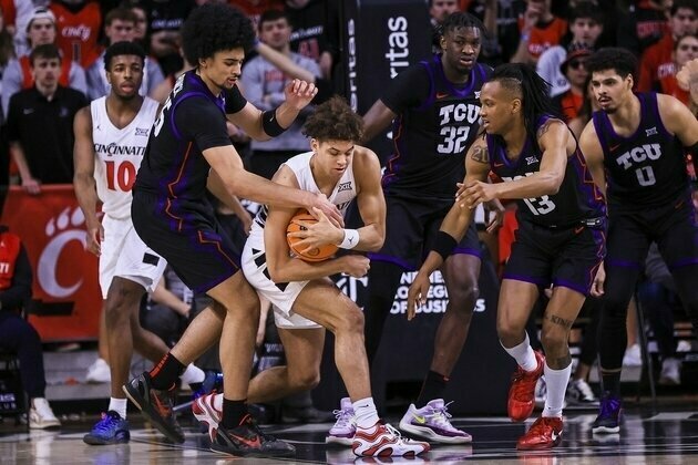 Cincinnati's Big 12 rise coincides with Baylor's slide