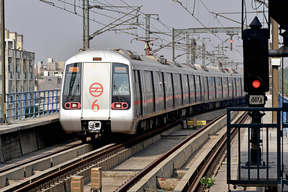 Delhi Metro conducting week-long awareness campaign on safety of lifts, escalators