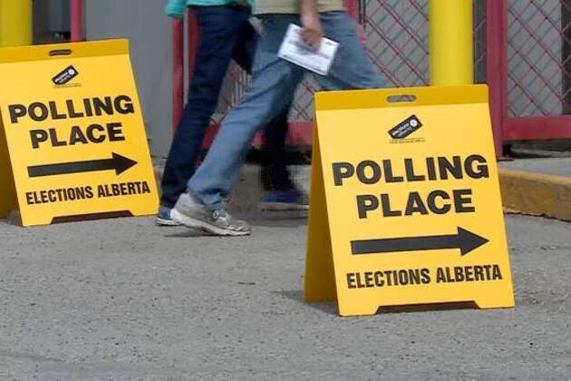 Former judge to chair panel re-drawing Alberta electoral boundaries