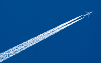 Governments urged to tackle contrails through national climate plans