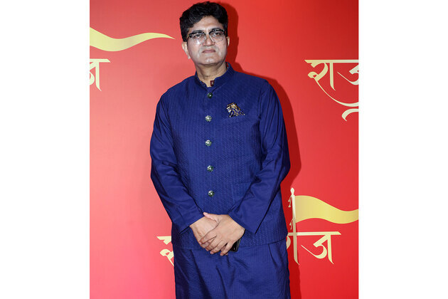 Lyricist Prasoon Joshi appointed chairman of Prasar Bharati