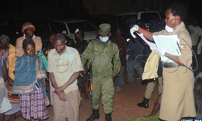 200 remanded for defying COVID-19 curfew 200 remanded for defying COVID-19 curfew
