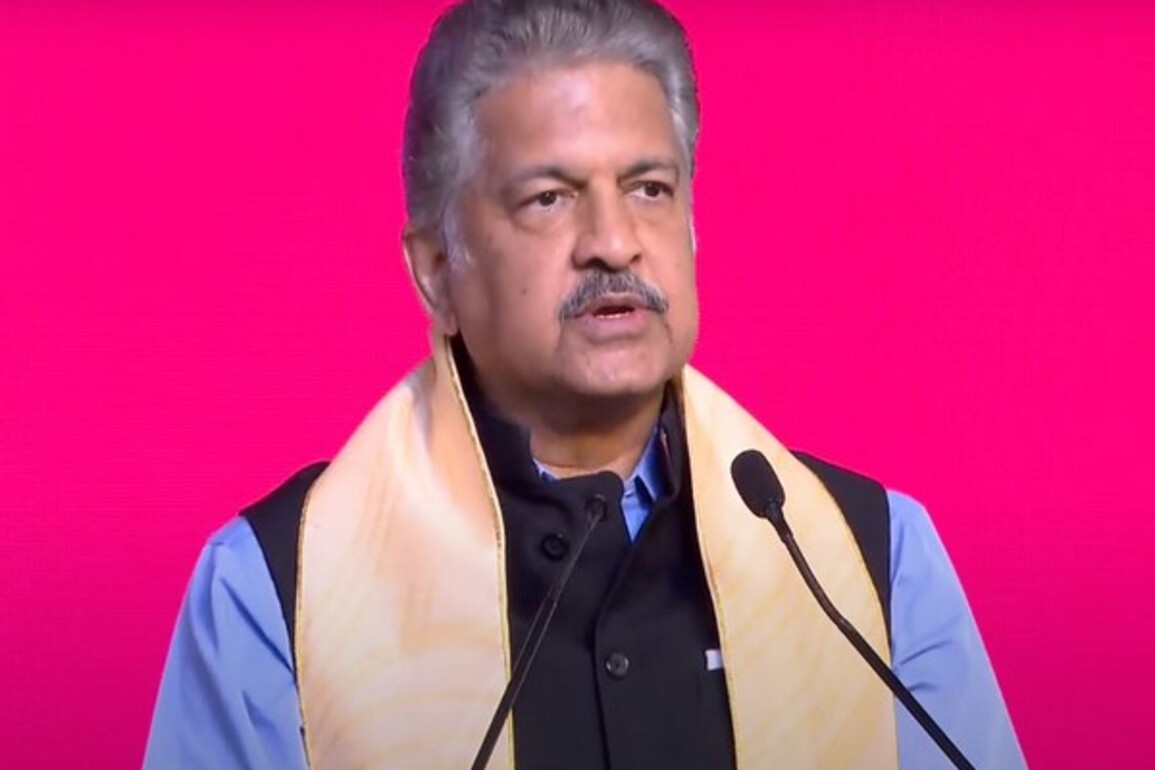 Anand Mahindra urges graduates to be citizens 'Of' and 'For' a better world at Mahindra University's 4th convocation