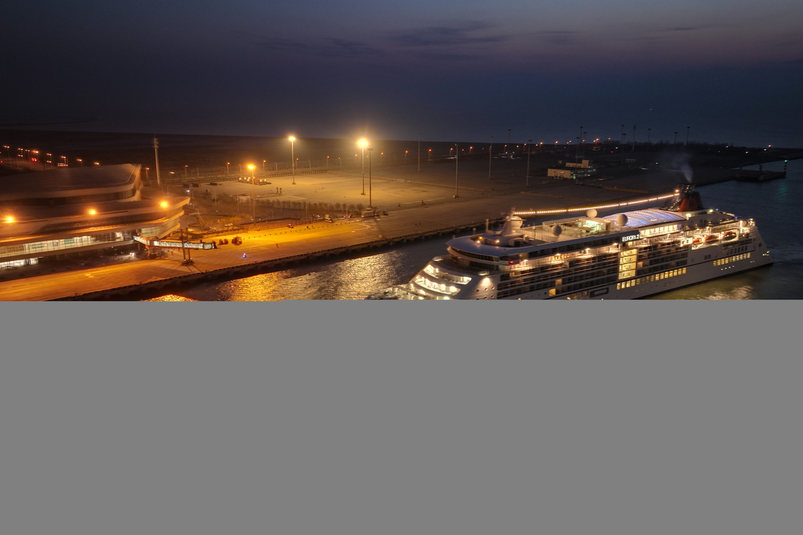 CHINA-TIANJIN-VISITING CRUISE SHIP (CN)