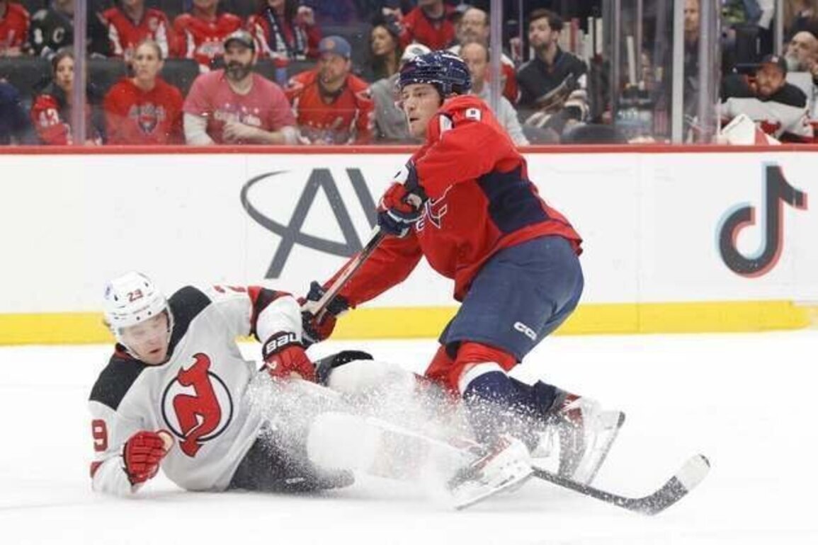 Logan Thompson stops 30 shots as Capitals nip Devils