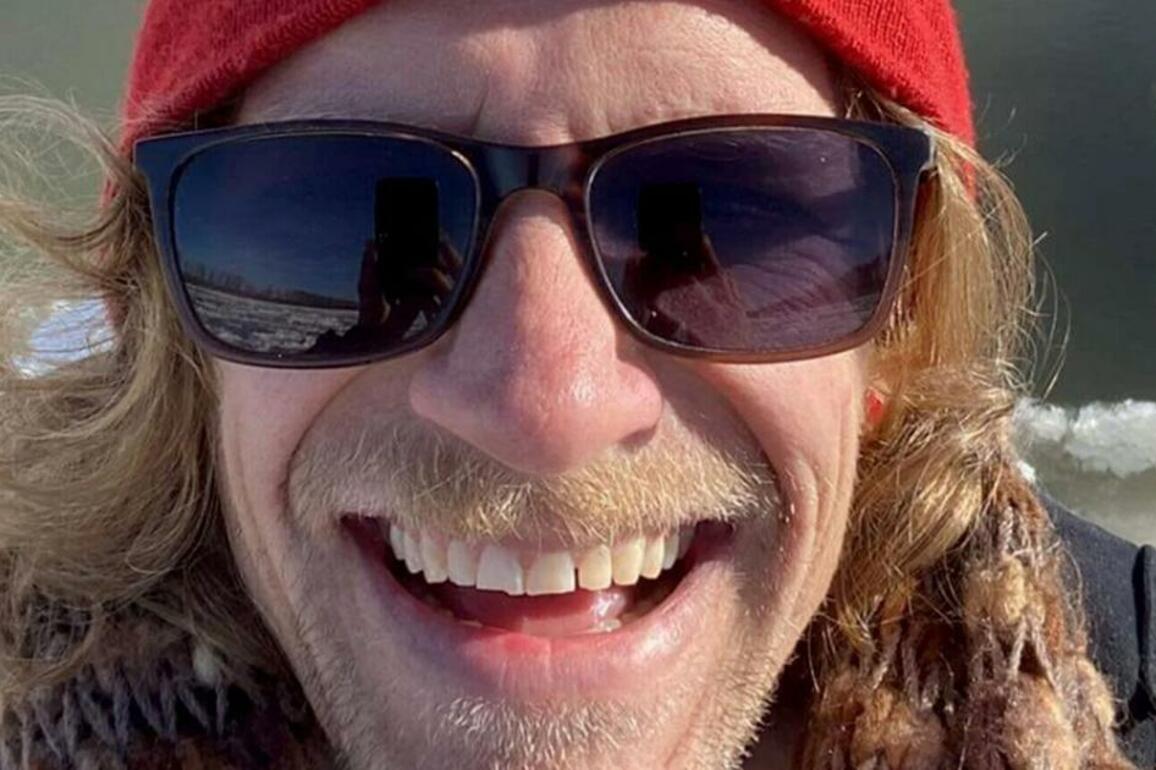 Body of long-missing 'ice surfer' found along Missouri River