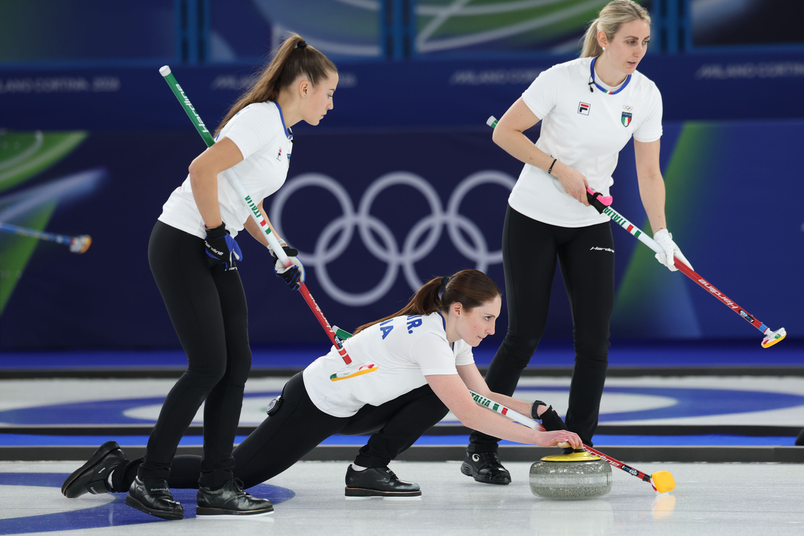 (MICO2026)ITALY-CORTINA D'AMPEZZO-OLYMPIC WINTER GAMES-CURLING-WOMEN-ROUND ROBIN-CAN VS ITA