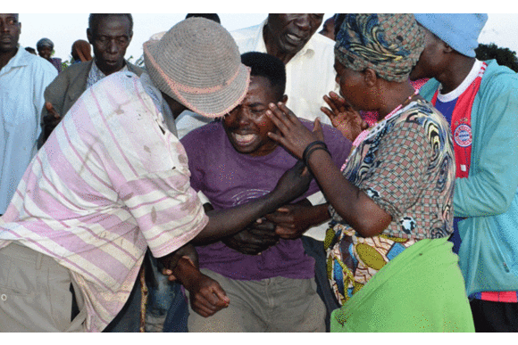 Abatuuze nga bagajjambula Baziiwe mu lukiiko. EBIF: FLORENCE TUMUPENDE Abatuuze nga bagajjambula Baziiwe mu lukiiko. EBIF: FLORENCE TUMUPENDE