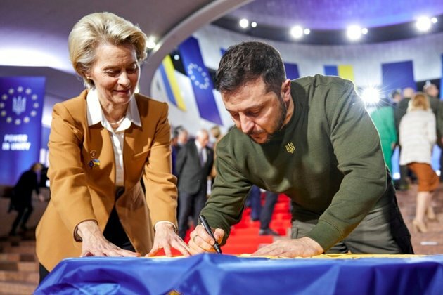 Ukraine&#039;s Zelenskyy Meets with European Leaders
