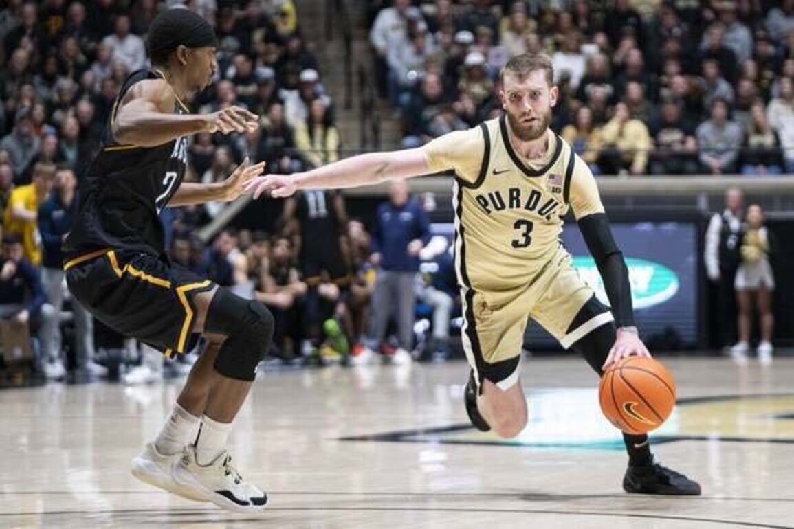 Braden Smith, No. 5 Purdue strive for continued success in matchup vs. Washington