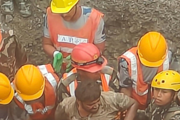 3 tunnels are focus of rescuers in Nepal