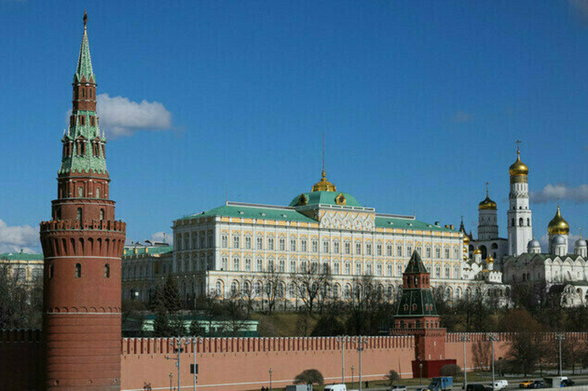 Kremlin comments on Zelenskys new election delay