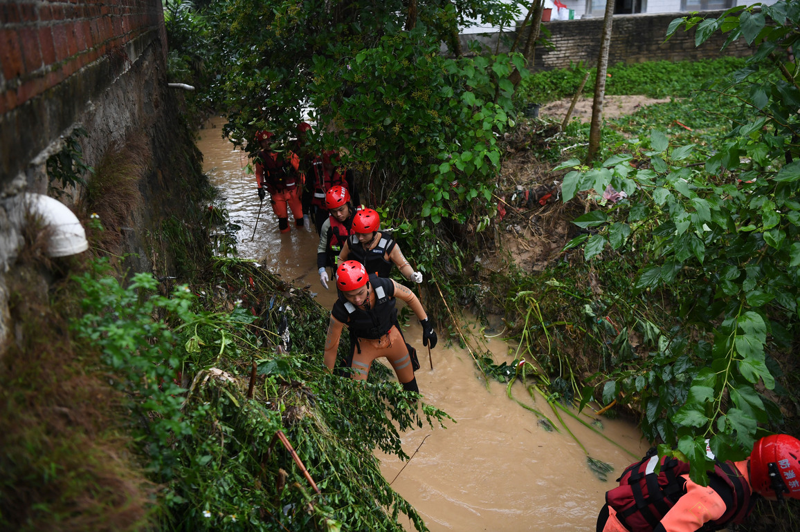 (SpotNews)CHINA-GUANGDONG-LANDSLIDE-RESCUE (CN)