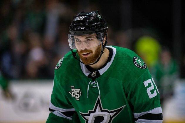 Stars D Johns (headaches) returns after 22 months