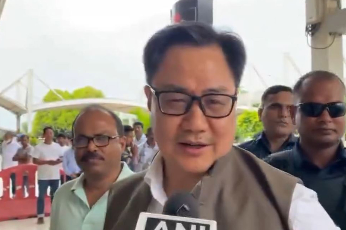 "Not necessary to comment on everything": Kiren Rijiju on Cockroach Janta Party