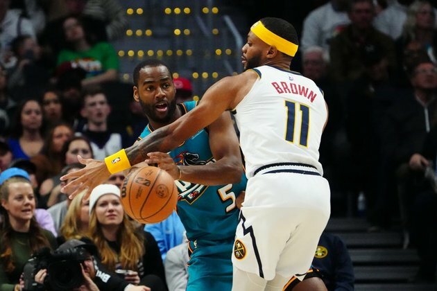 Pistons end skid with tight win over Nuggets