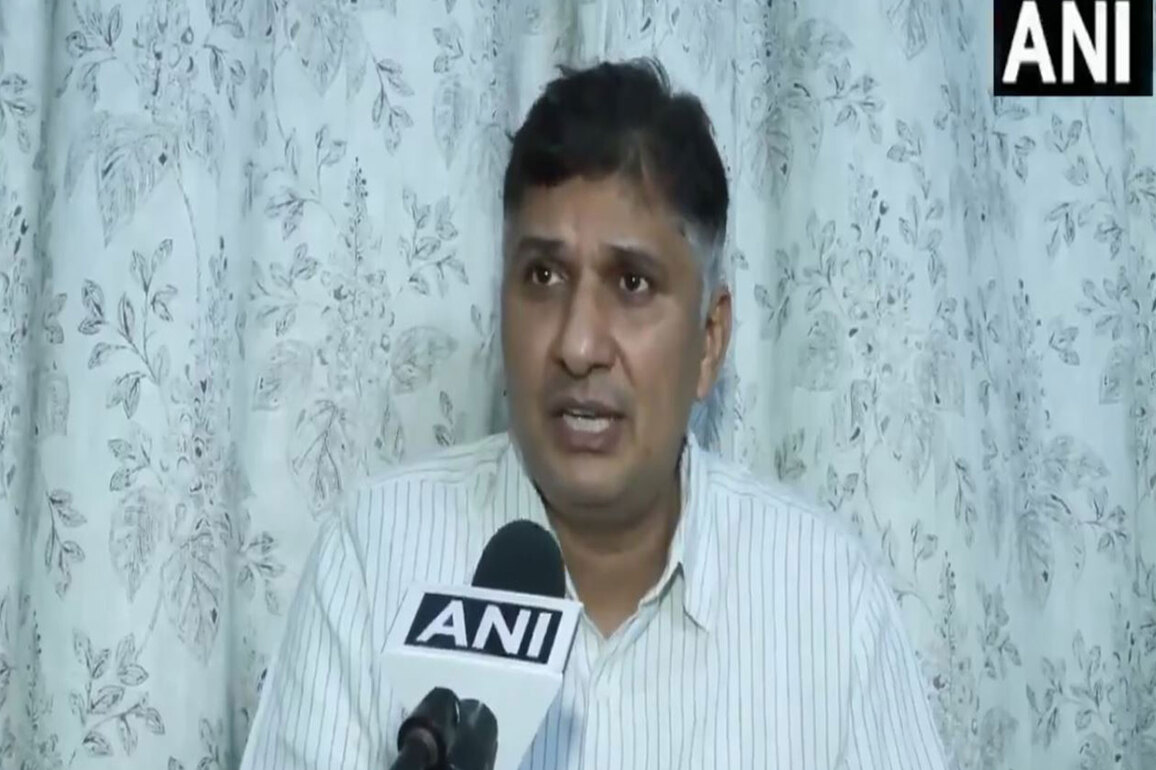 AAP's Saurabh Bharadwaj mocks PM Modi's GST speech, links timing to India-Pakistan match
