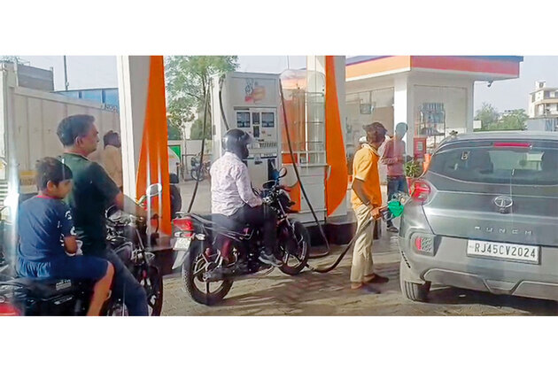 Govt cuts export levies on petrol, diesel, ATF; petrol duty scrapped
