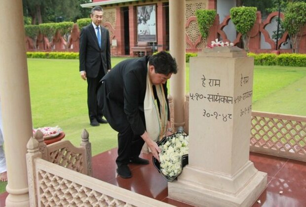 Japanese Foreign Minister Yoshimasa Hayashi visits Gandhi Smriti