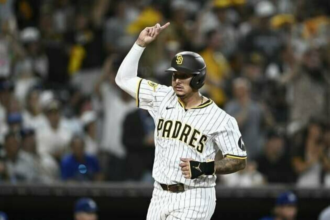 Manny Machado, Padres seek repeat success vs. Twins