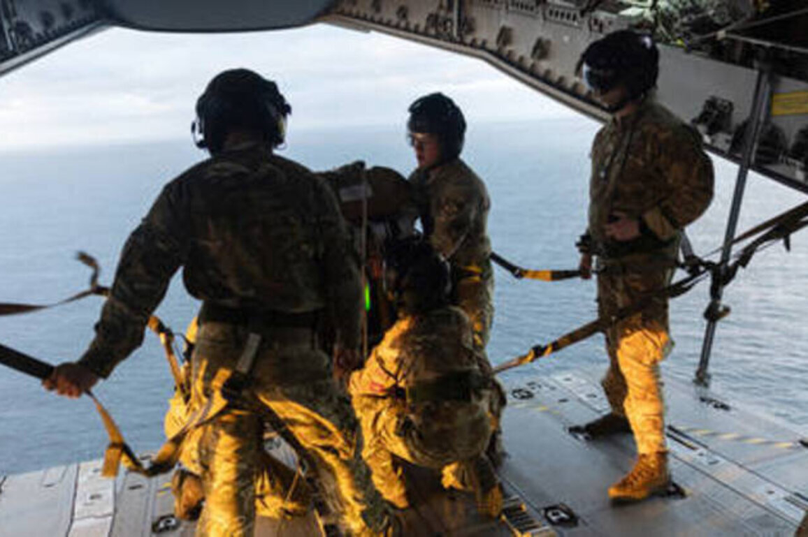 British army parachutes medics to remote island over suspected hantavirus case (VIDEO)