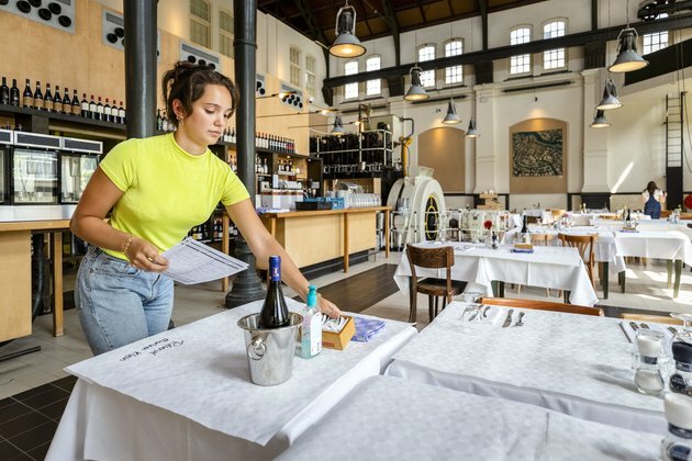Europe&#039;s Businesses Work Overtime, but Are They Booming