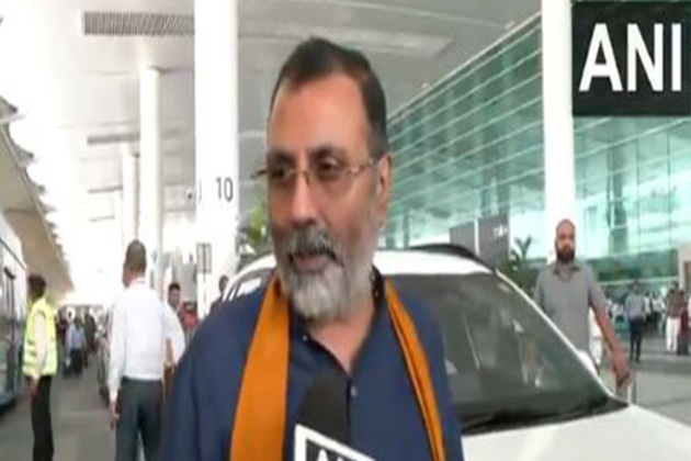 "Whether Siddaramaiah is patriot or a traitor...": BJP MP Nishikant Dubey attacks Karnataka CM