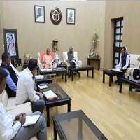 Delhi LG VK Saxena meets Uttar Pradesh CM