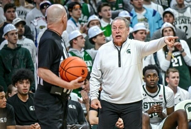 No. 11 Michigan State out to halt slide in clash with Illinois