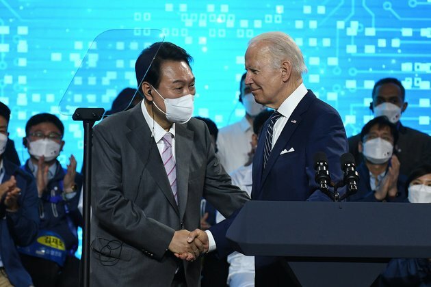 Biden mixes up president&#039;s name