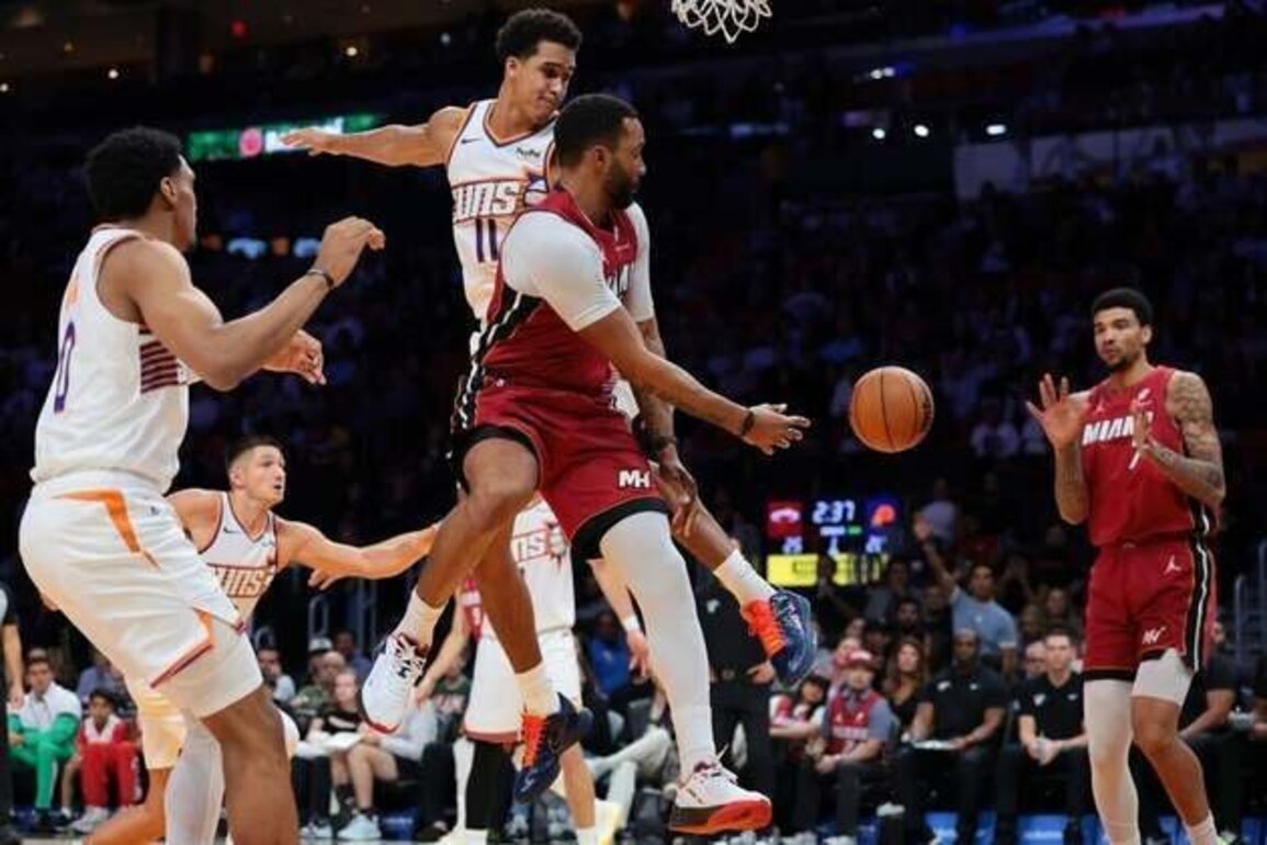Bam Adebayo's strong closing surge guides Heat past Suns