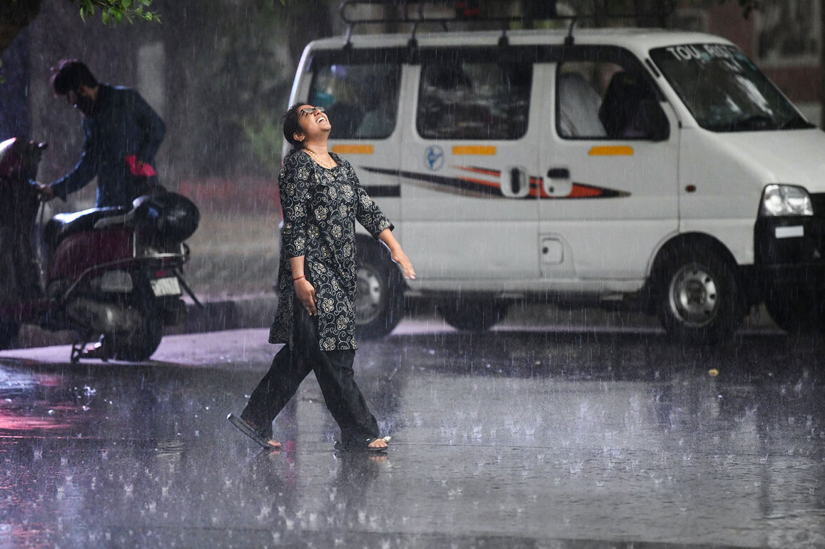 Assam: IMD predicts heavy rainfall in Guwahati, people advised to stay alert
