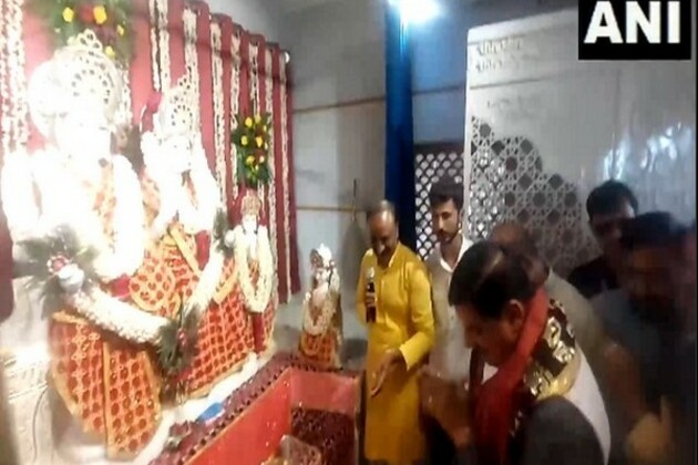 Madhya Pradesh CM Mohan Yadav offers prayers at Ujjain's Ram Temple