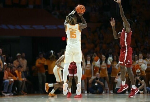 No. 5 Tennessee stuns No. 6 Alabama on Jahmai Mashack buzzer-beater