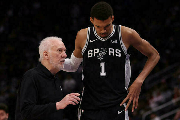 Legendary Spurs coach Gregg Popovich steps aside after 29 seasons