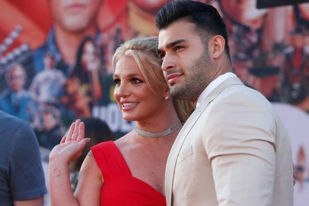 Britney Spears makes rare red carpet appearance with Sam Asghari