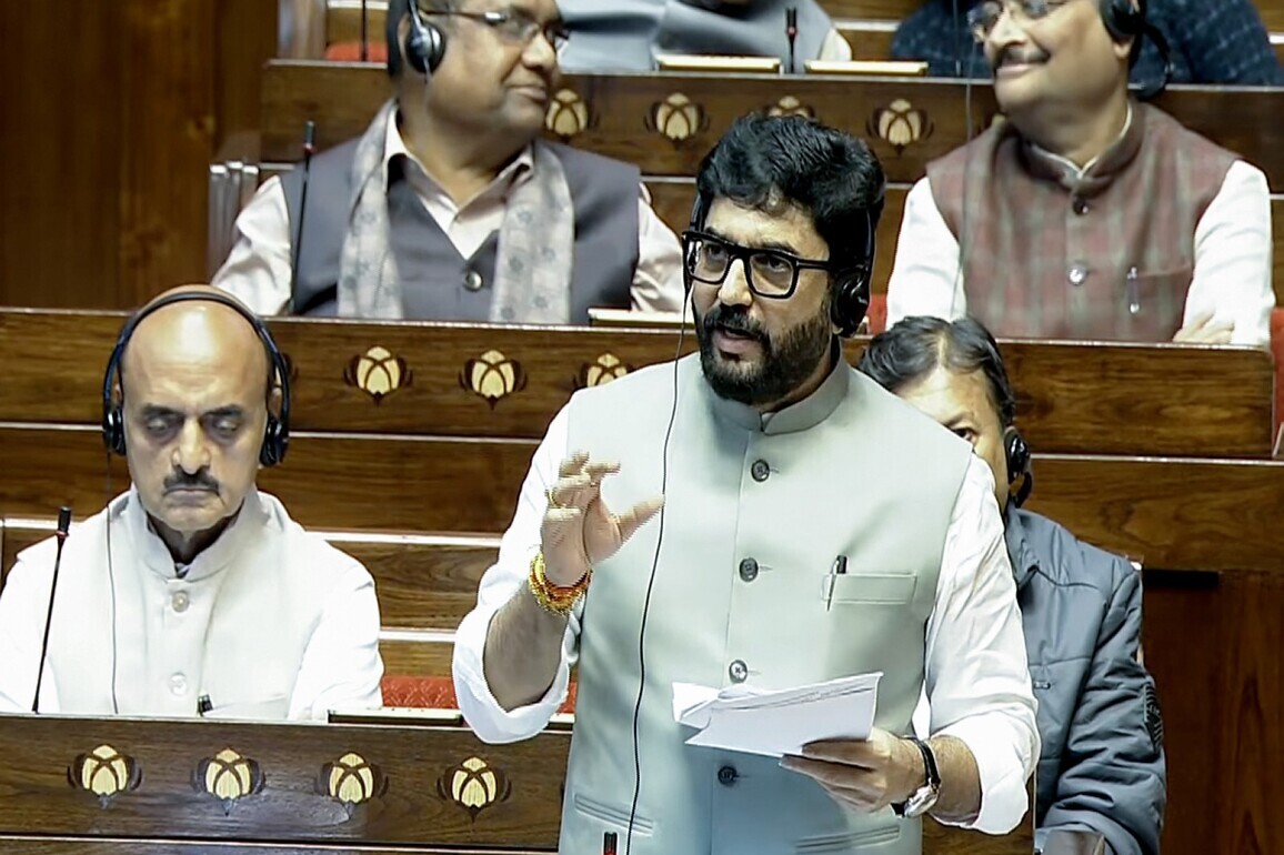 DGCA flags repetitive defects in 377 aircraft in the year 2025: Union MoS Murlidhar Mohol