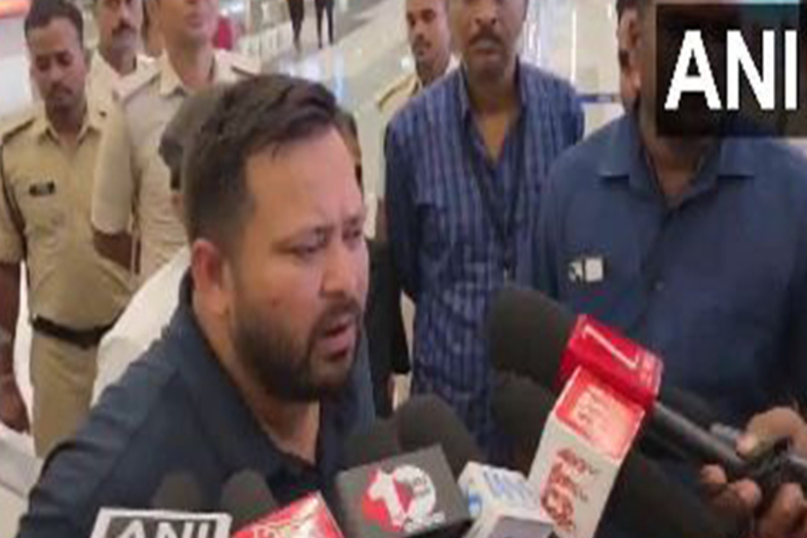 "Action should be taken against the person": Tejashwi Yadav on Hazratbal incident