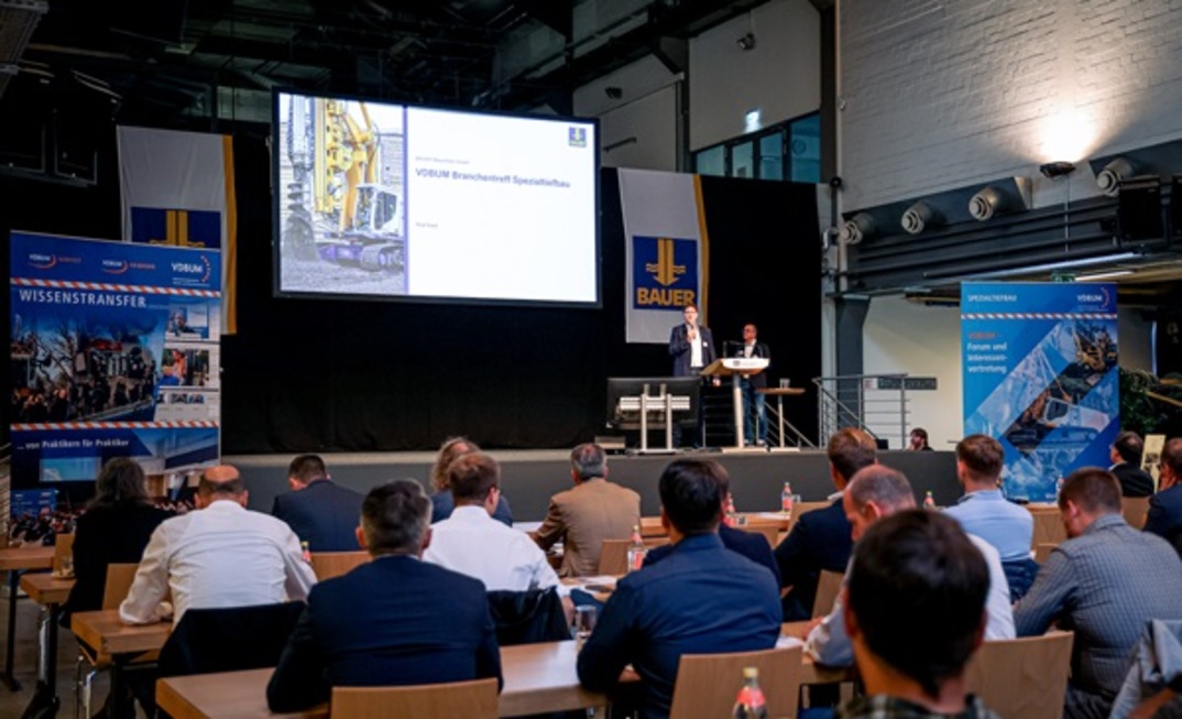  Bauer recently hosted the VDBUM industry meeting for specialist foundation engineering at the headquarters of Bauer Maschinen