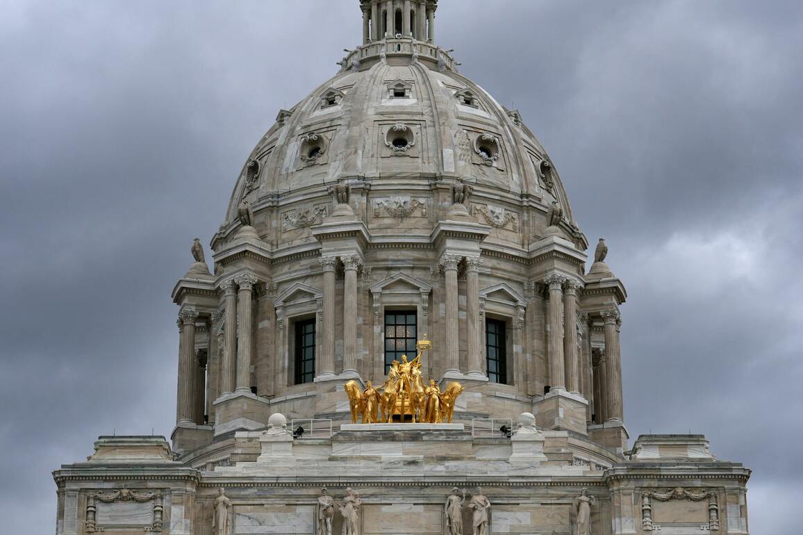 Opinion- No tax breaks for Big Tech in 11th-hour deals at the Minnesota Legislature