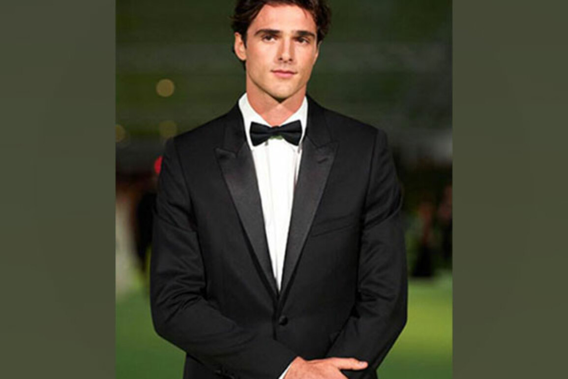 Jacob Elordi on bringing classic characters to life in 'Frankenstein', 'Wuthering Heights'