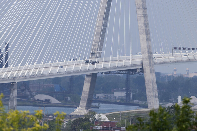 CANADA-U.S.-BORDER BRIDGE-OPENING