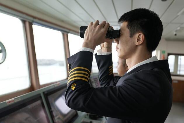 Captain of a "ro-ro" passenger ship across south China's Qiongzhou Strait